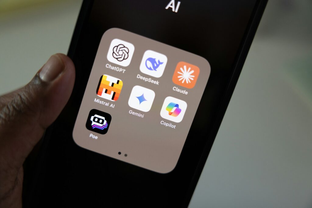 Claude, ChatGPT, Gemini, AI comparison, AI tools 2026