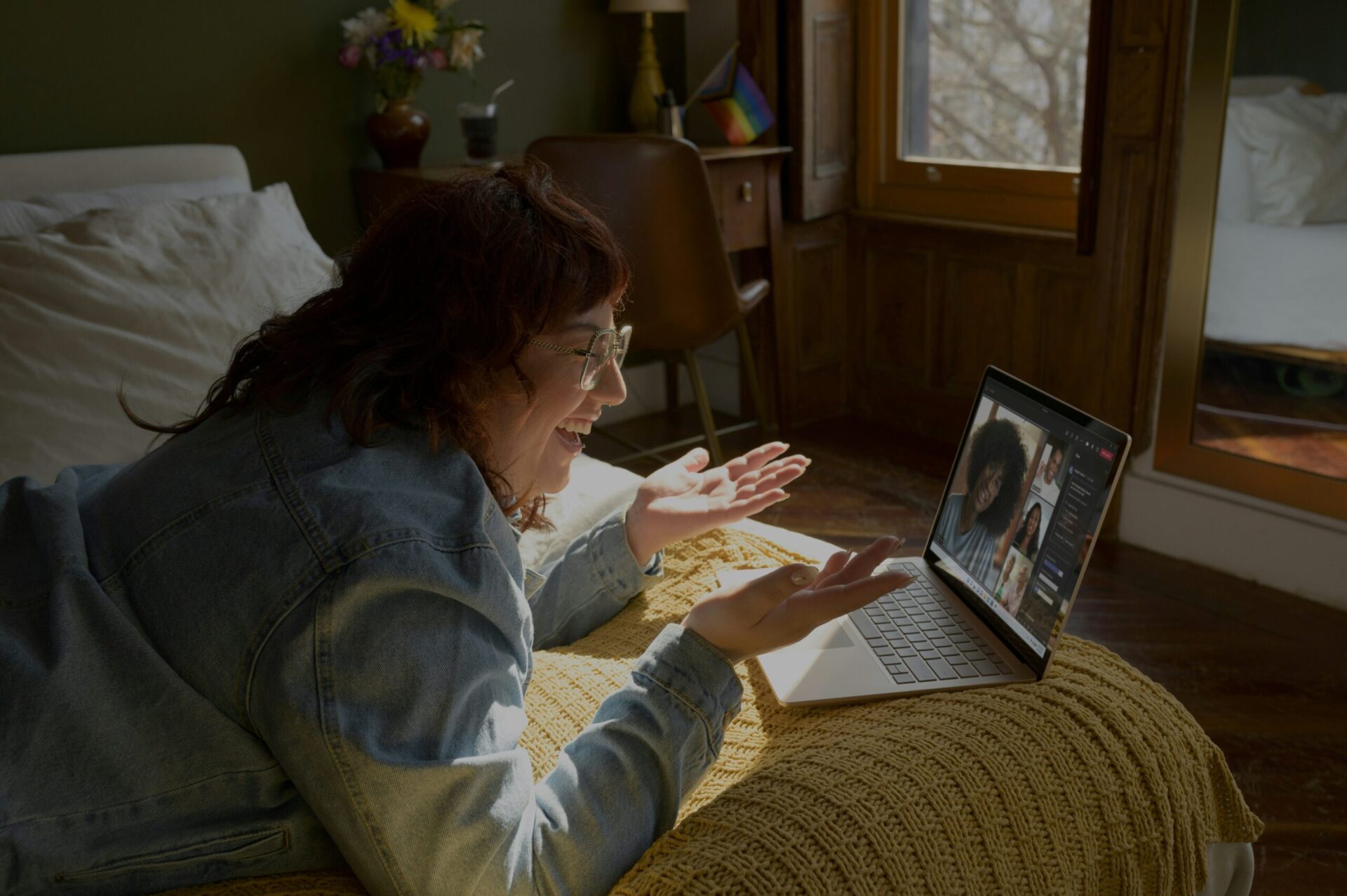 family video call laptop grandparents