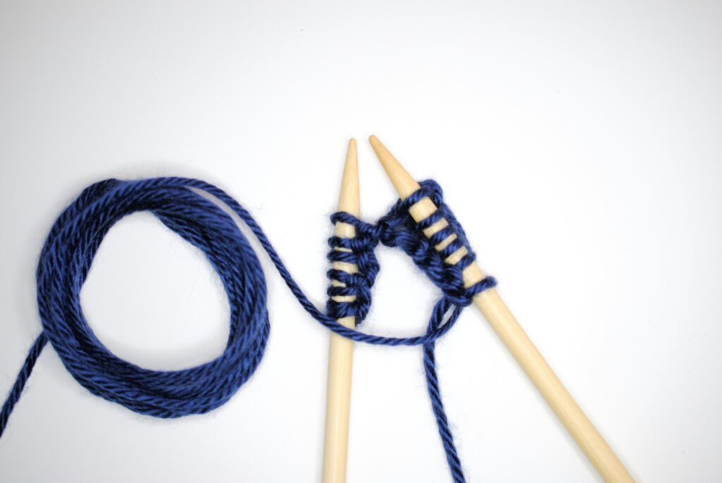 Knitty sticks! I've started knitting again