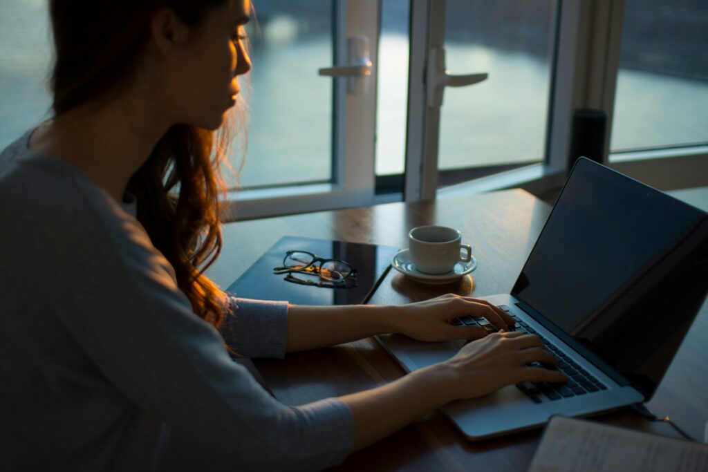 content writing ai automation, seo python developer, blogger laptop writing tools