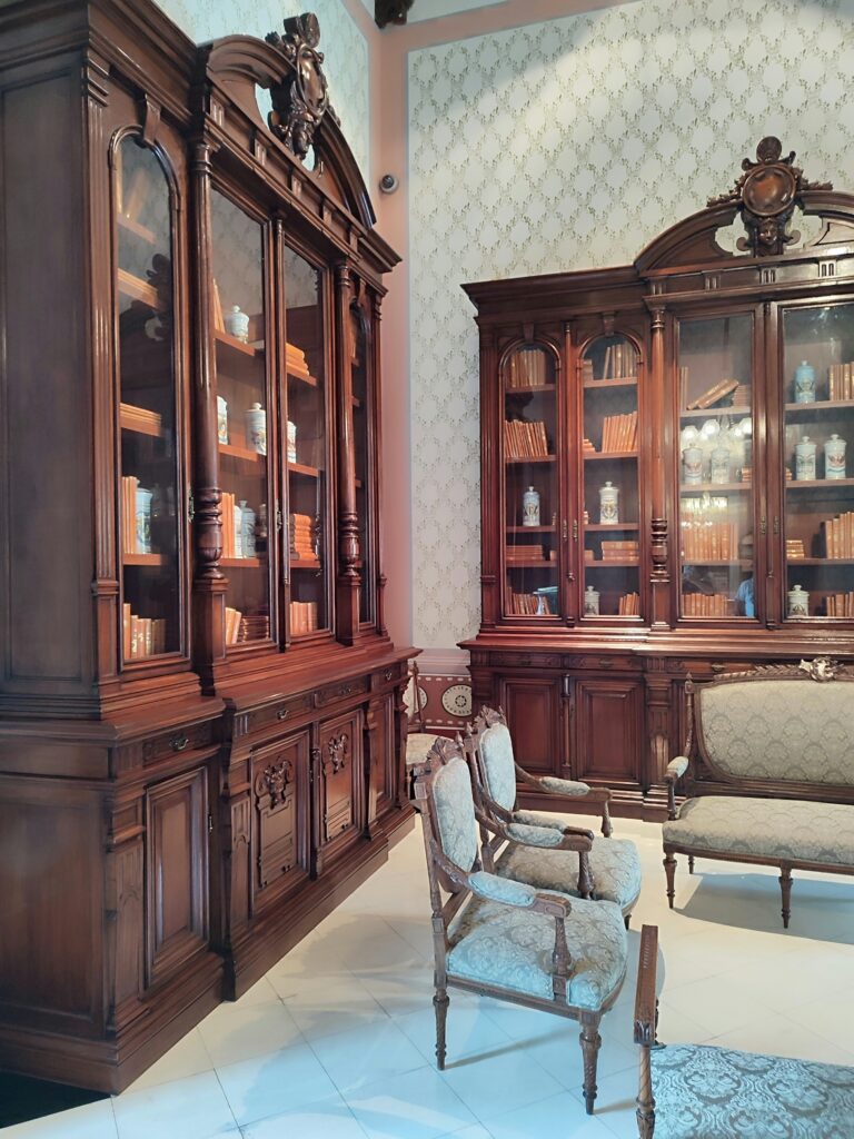 luxury-bespoke-furniture-interior